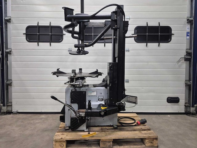 Hofmann - monty 3300 & geodyna 6300 - banden de- en monteer apparaat & balanceer apparaat - afbeelding 12 van  12