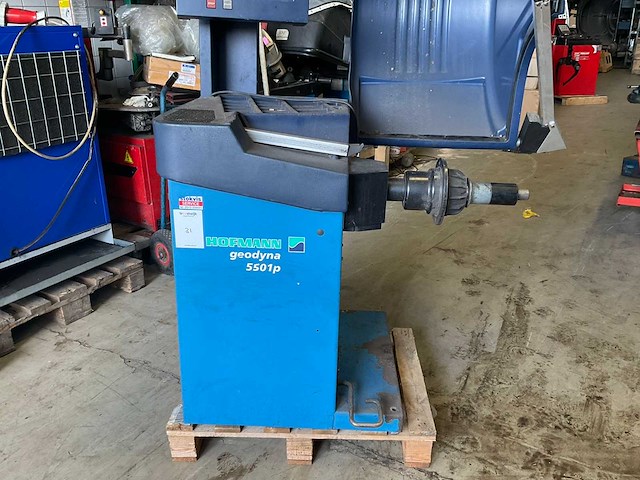 Hofmann geodyna 5501p banden balanceerapparaat - afbeelding 6 van  6