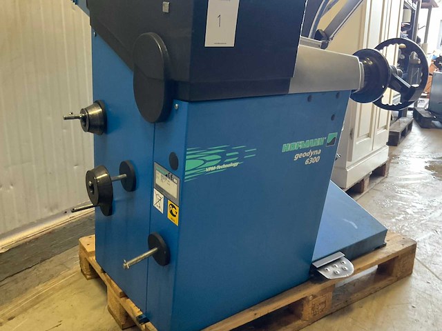 Hofmann geodyna 6300 banden balanceerapparaat - afbeelding 7 van  7