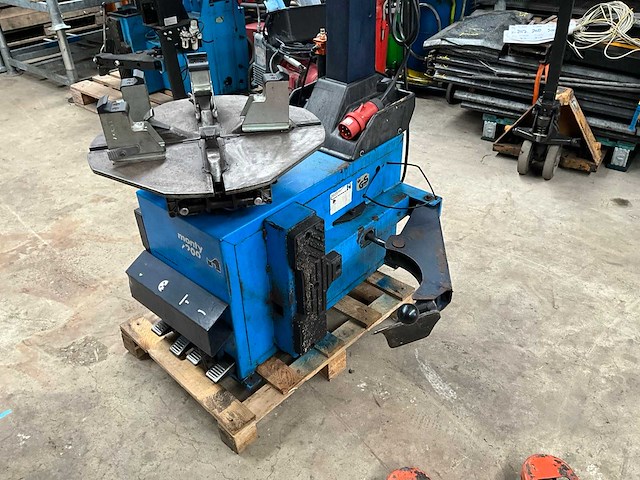 Hofmann monty 2250 banden de-en montageapparaat - afbeelding 2 van  7