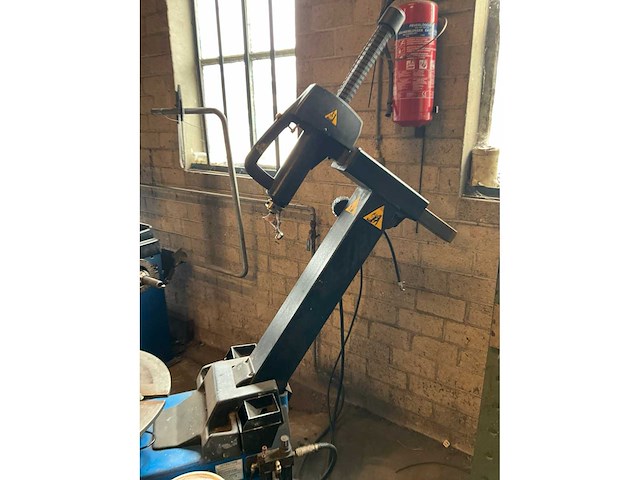 Hofmann monty 3300 3ph banden de-en montageapparaat - afbeelding 3 van  6