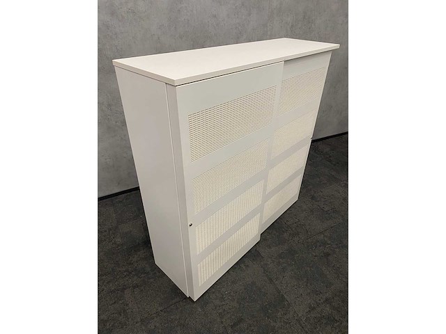 Hoge akoestisch stalen schuifdeurkast - afbeelding 9 van  11