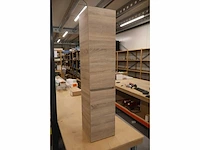 Hoge badkamerkast, eiken