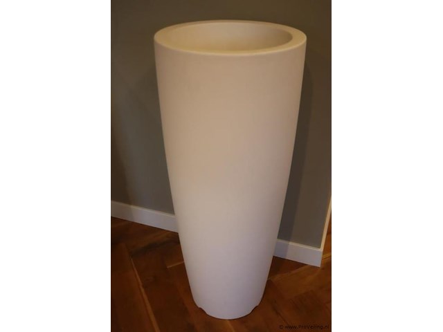 Hoge bloempot/vaas, kunststof - ø 42cm x 100cm (h) - afbeelding 1 van  3