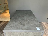 Hoge kantinetafel met kast - afbeelding 3 van  4