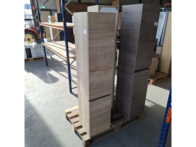 Hoge kast, hr badmeubelen, natuur eiken - afbeelding 1 van  10