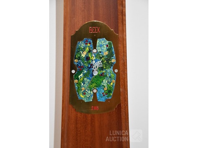 Hoge klok paes - afbeelding 3 van  10