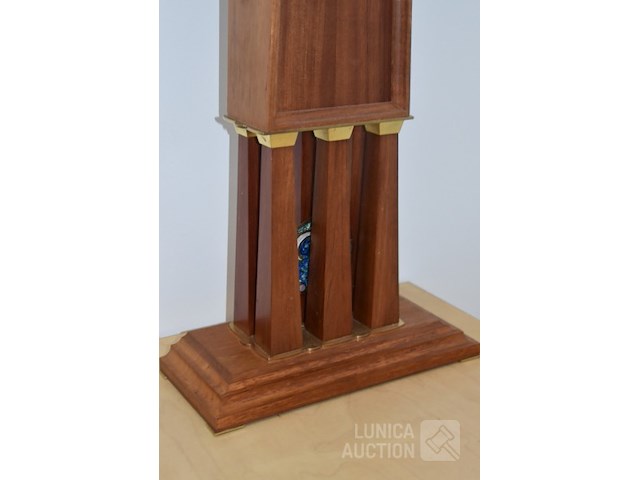 Hoge klok paes - afbeelding 5 van  10