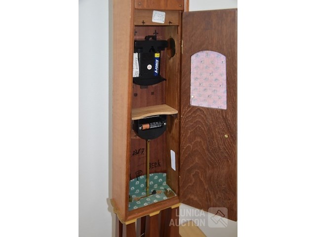 Hoge klok paes - afbeelding 7 van  10