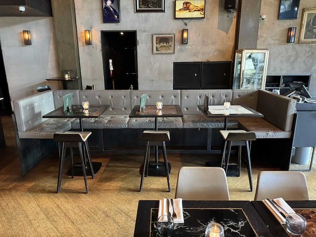 Hoge metalen industriële restaurantbank - afbeelding 6 van  13