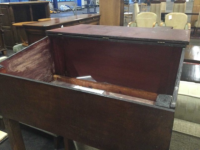 Hoge oude lessenaar - afbeelding 3 van  3