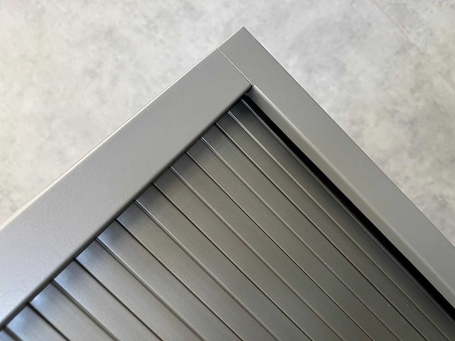 Hoge stalen roldeurkast - grijs - afbeelding 4 van  6