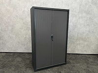 Hoge stalen roldeurkast - afbeelding 1 van  6