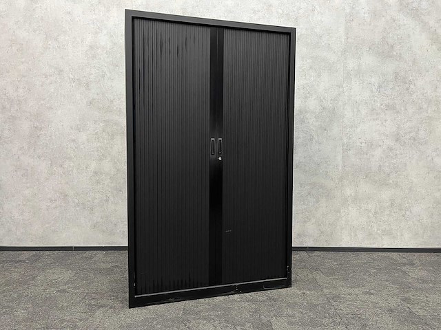 Hoge stalen roldeurkast - afbeelding 1 van  3