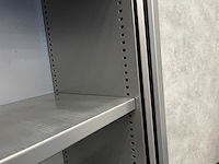 Hoge stalen roldeurkast - afbeelding 1 van  1