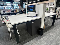 Hoge tafel met tussenwand - afbeelding 2 van  8