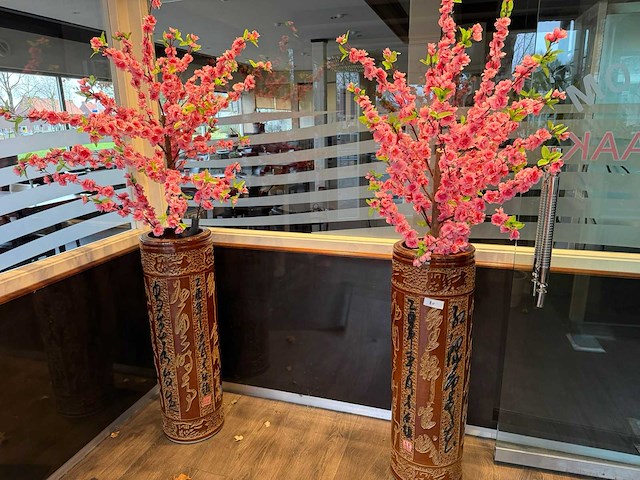 Hoge vazen (2x) - afbeelding 1 van  4