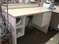 Hoge werktafel/inpaktafel - afbeelding 1 van  11