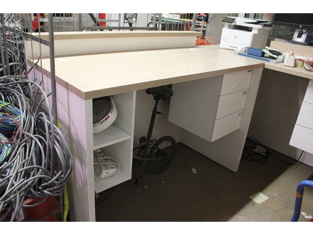 Hoge werktafel/inpaktafel - afbeelding 9 van  11