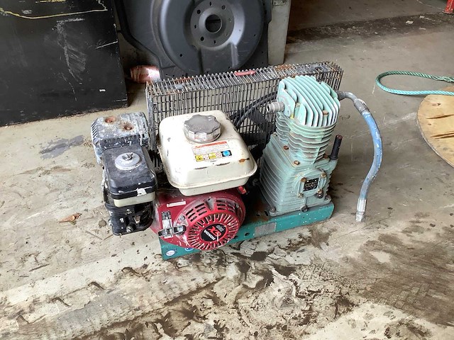 Hogedrukcompressor - afbeelding 2 van  3