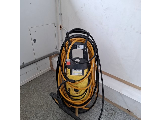 Hogedrukreiniger karcher, hd650 - afbeelding 1 van  3