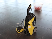 Hogedrukreiniger karcher k7 premium inclusief terrasreiniger.
