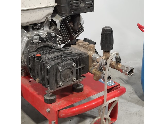 Hogedrukreiniger met benzinemotor - afbeelding 8 van  17