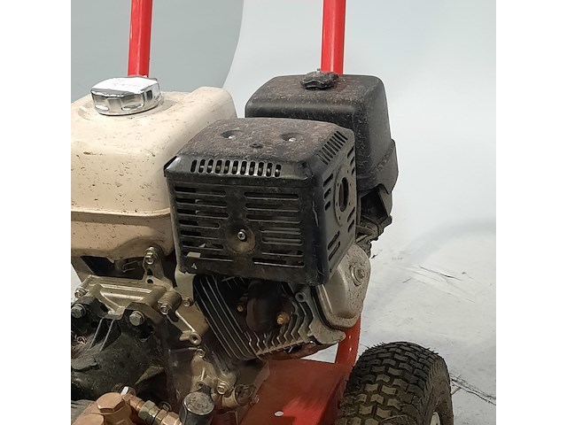 Hogedrukreiniger met benzinemotor - afbeelding 9 van  17
