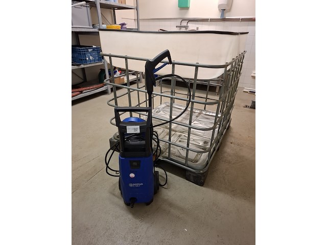 Hogedrukreiniger met slang en ibc container - afbeelding 6 van  7