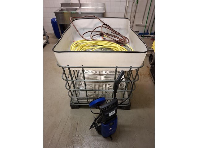 Hogedrukreiniger met slang en ibc container - afbeelding 7 van  7