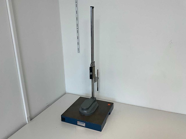 Hogetex digitale hoogte schuifmaat met vlakblok - afbeelding 1 van  6