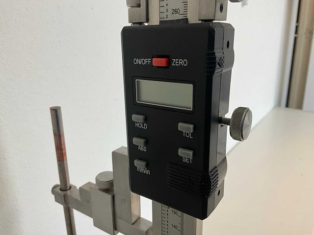 Hogetex digitale hoogte schuifmaat met vlakblok - afbeelding 5 van  6
