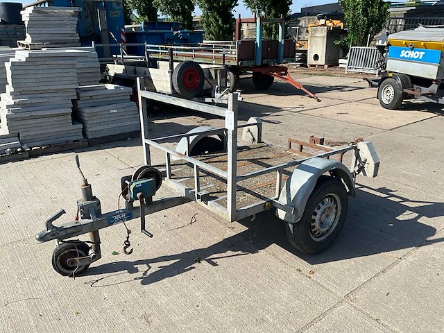 Hoka hkaa750 trilplaat aanhangwagen - afbeelding 1 van  9