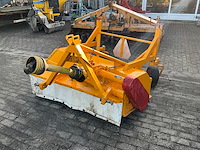 Holaras a-170 straatveegmachine