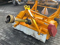 Holaras a-170 straatveegmachine - afbeelding 4 van  9