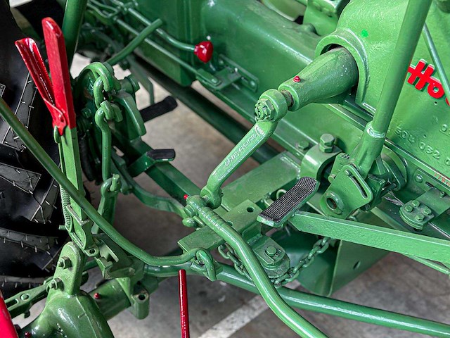 Holder 1955 1-cilinder oldtimer tractor + originele melkwagen, trh-44-x - afbeelding 19 van  48