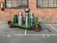 Holder 1955 1-cilinder oldtimer tractor + originele melkwagen, trh-44-x - afbeelding 4 van  51