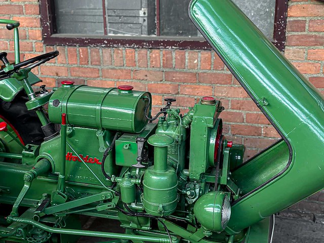 Holder 1955 1-cilinder oldtimer tractor + originele melkwagen, trh-44-x - afbeelding 22 van  51