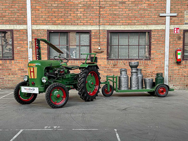 Holder 1955 1-cilinder oldtimer tractor + originele melkwagen, trh-44-x - afbeelding 34 van  51