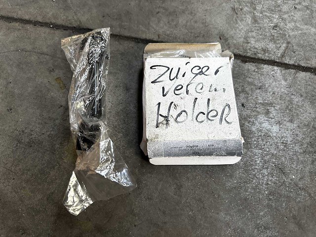 Holder 1955 1-cilinder oldtimer tractor + originele melkwagen, trh-44-x - afbeelding 47 van  51