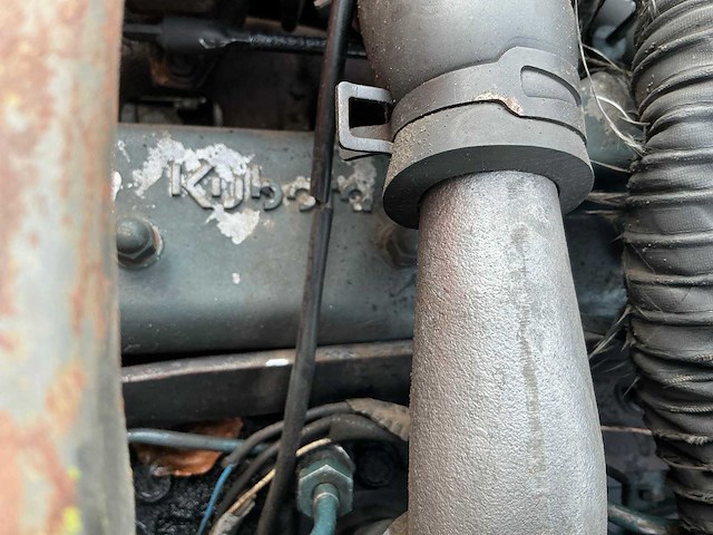 Holder 202 vierwielaangedreven landbouwtractor - afbeelding 32 van  42