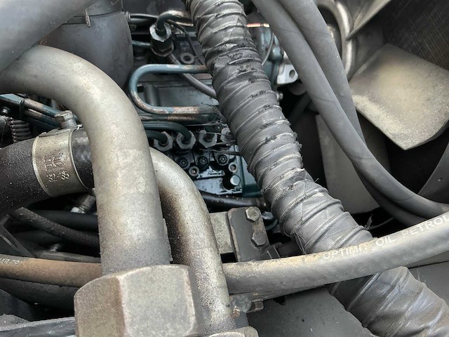 Holder 202 vierwielaangedreven landbouwtractor - afbeelding 33 van  42