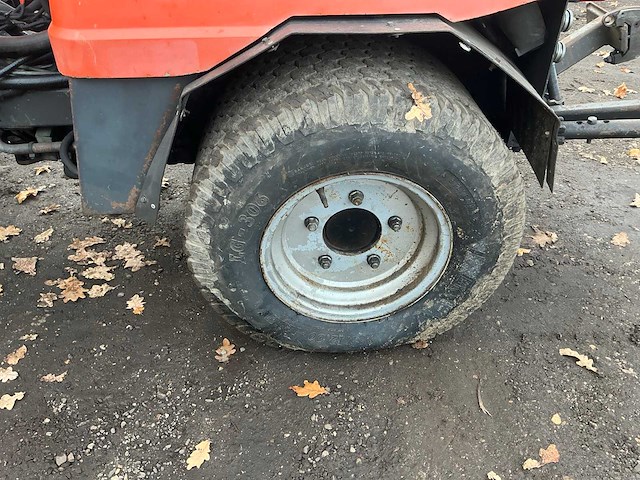 Holder 202 vierwielaangedreven landbouwtractor - afbeelding 2 van  42