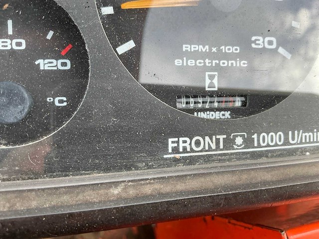 Holder 202 vierwielaangedreven landbouwtractor - afbeelding 21 van  42