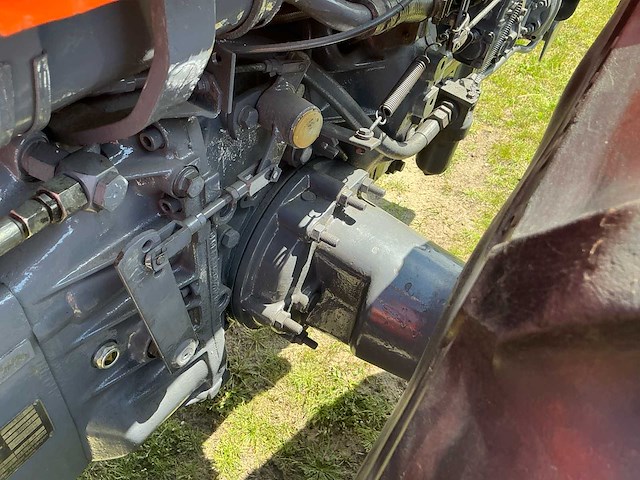 Holder a60 kniktractor 4x4 - afbeelding 19 van  27