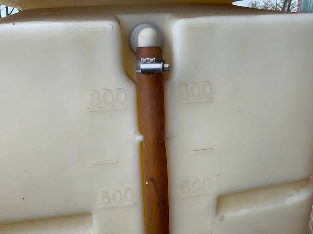 Holder gedragen veldspuit - afbeelding 12 van  17