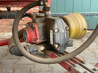 Holder gedragen veldspuit - afbeelding 15 van  17