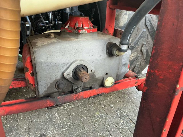 Holder is1000 gedragen veldspuit 21m - afbeelding 11 van  20