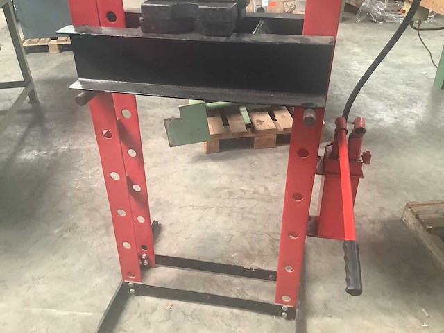 Holdinga - garagepers - afbeelding 3 van  4