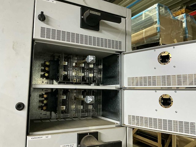 Holec capitole 20 industriële groepenkast - afbeelding 2 van  7